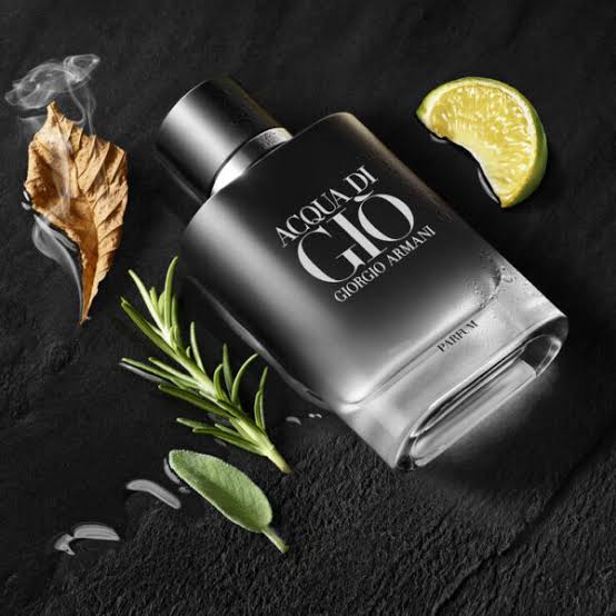 عطر گرمی جورجیو آرمانی آکوا د جیو Giorgio Armani Acqua di Gio رایحه خنک، دریایی و مرکباتی اورجینال خرید مستقیم با ضمانت اصالت